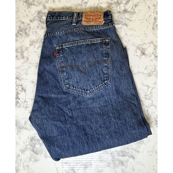 Men’s Classic 501 Button Fly Jeans, 40W X 32L, PreOwned, Great Condition - Picture 1 of 4